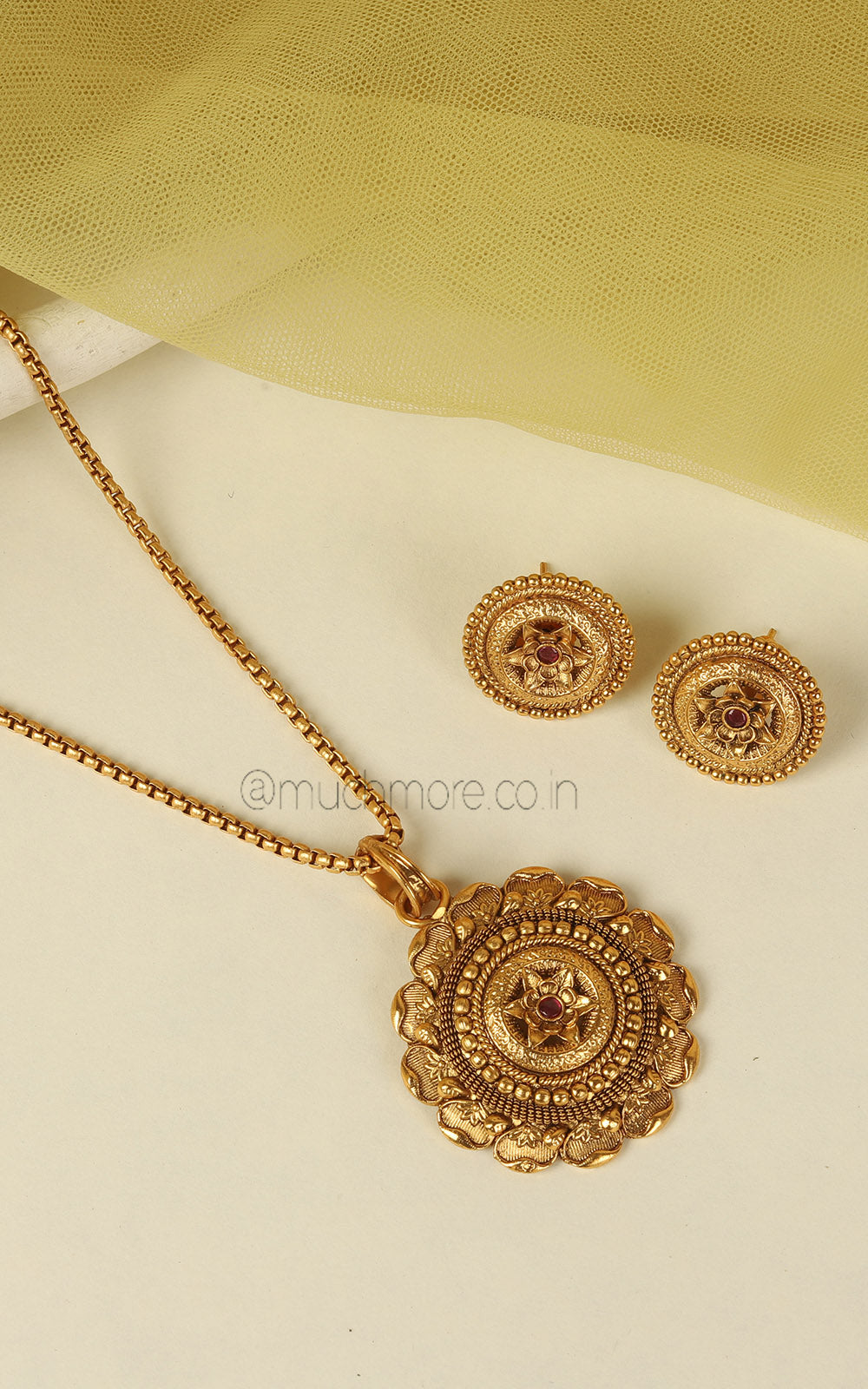 Light And Cute Round Shaped Gold Look Ruby Pendant With Studs