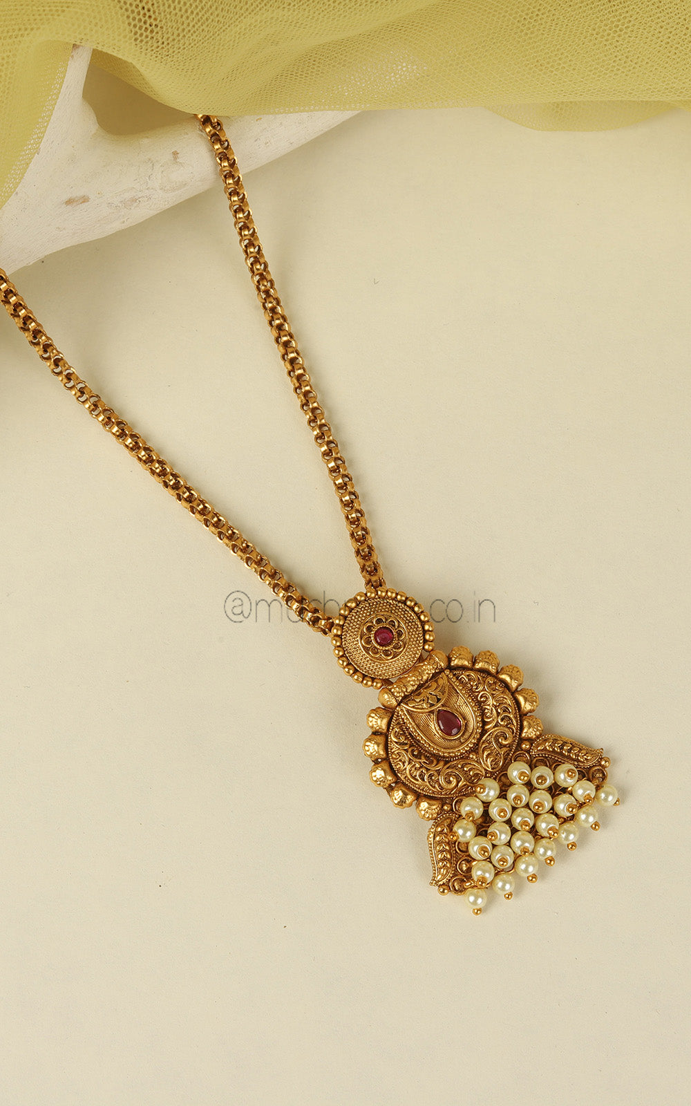 Gold Look Pendant With Earrings And Pearl Work