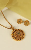 Gold Look Simple And Light Round Shaped Green Pendant With Studs