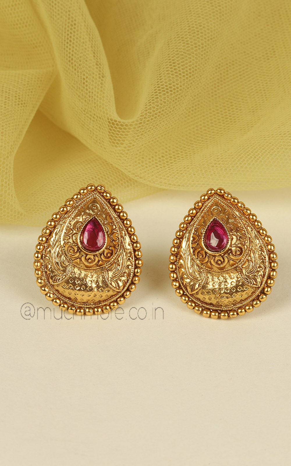Drop Shaped Ruby Color Gold Look Pendant With Earrings