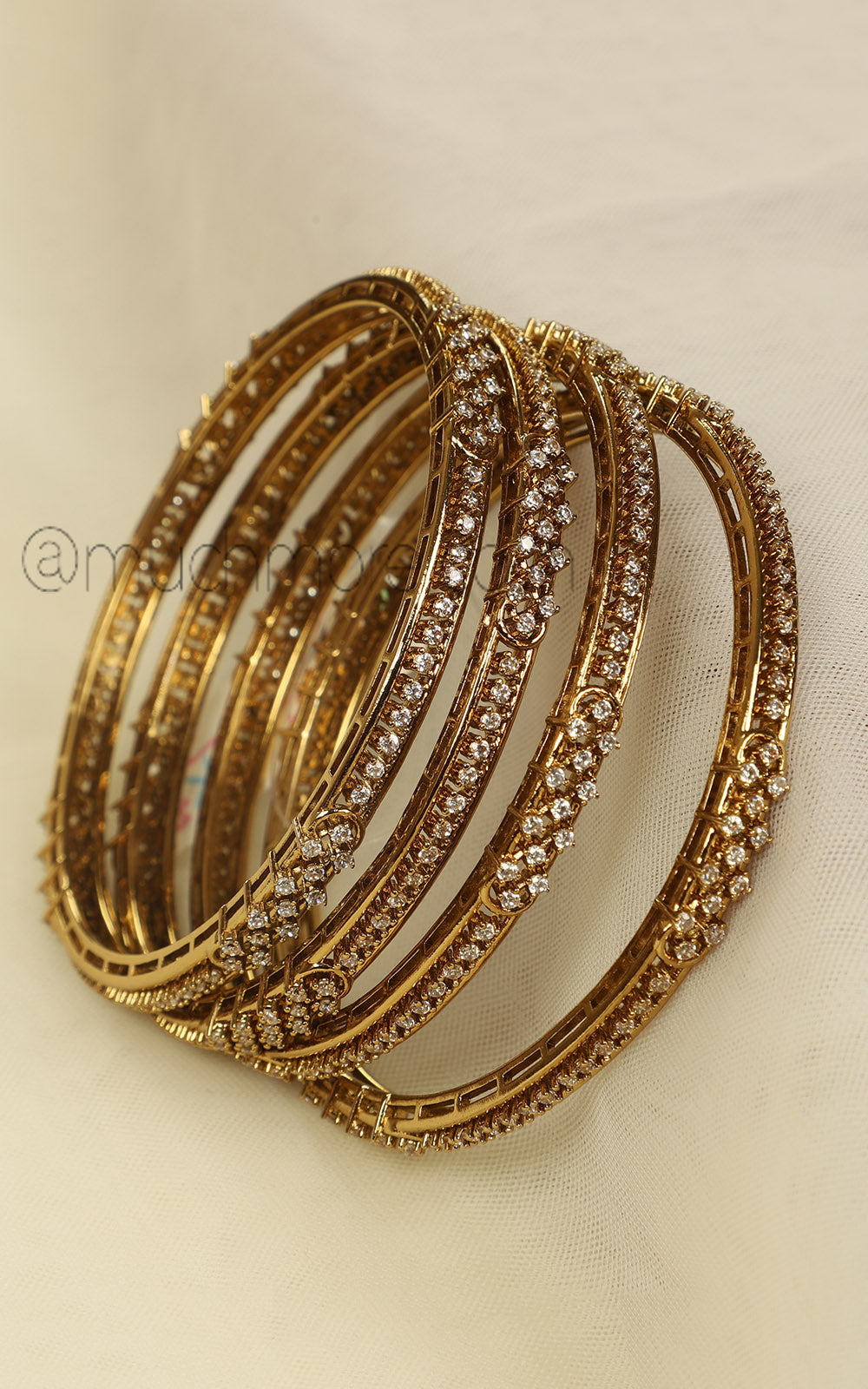 Set Of 4 Antique Gold Polish With Diamond Bangles Buy Online