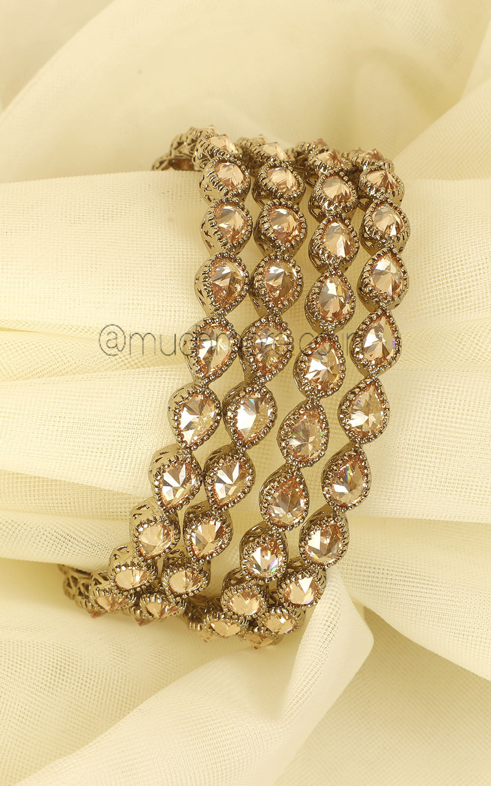 Antique Gold Polish Reverse AD Traditional Bangles