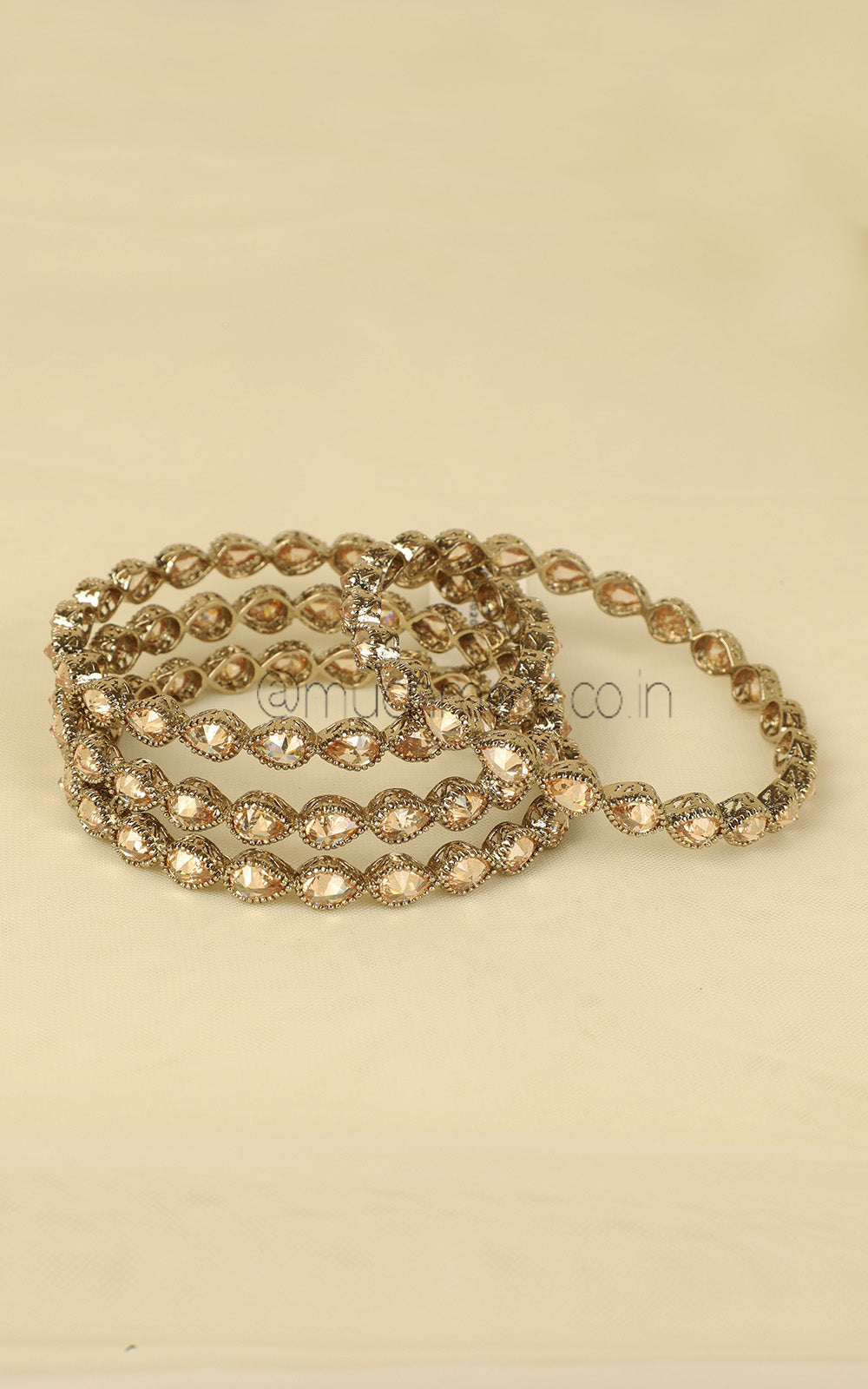 Antique Gold Polish Reverse AD Traditional Bangles