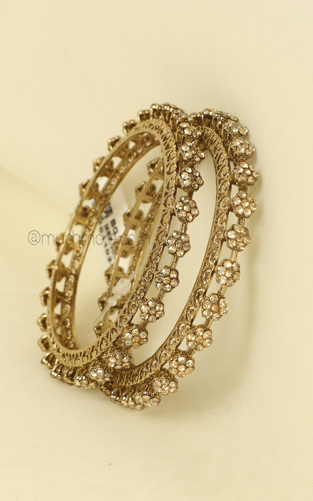 Flower Pattern Low Price And Latest Design Bangles