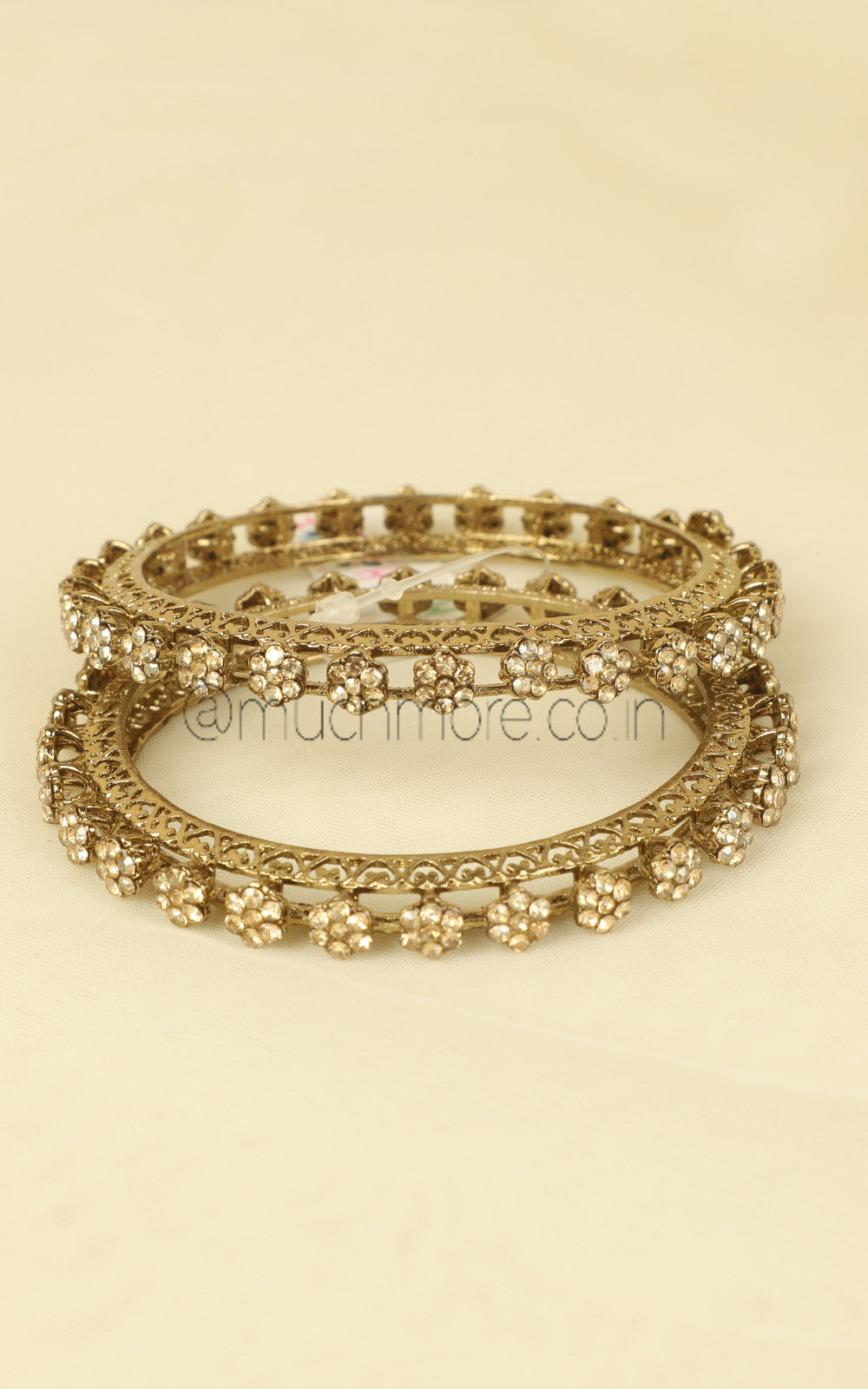Flower Pattern Low Price And Latest Design Bangles