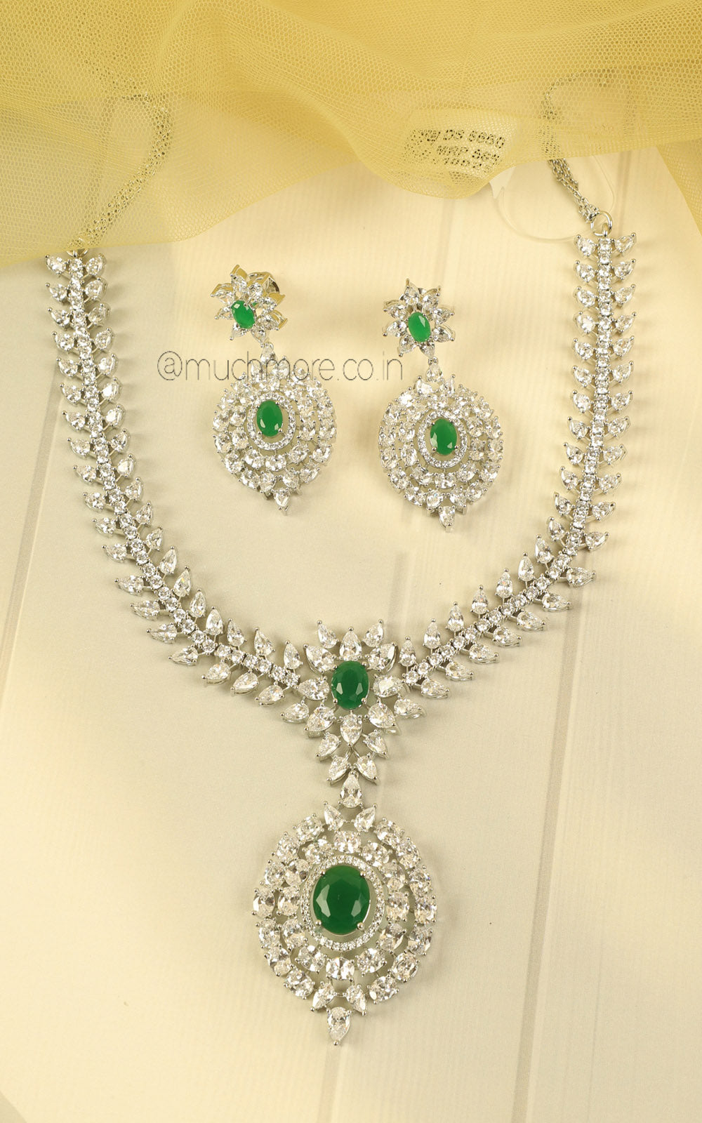 Royal Emerald Green Diamond Zircon Pendant Style Necklace Set
