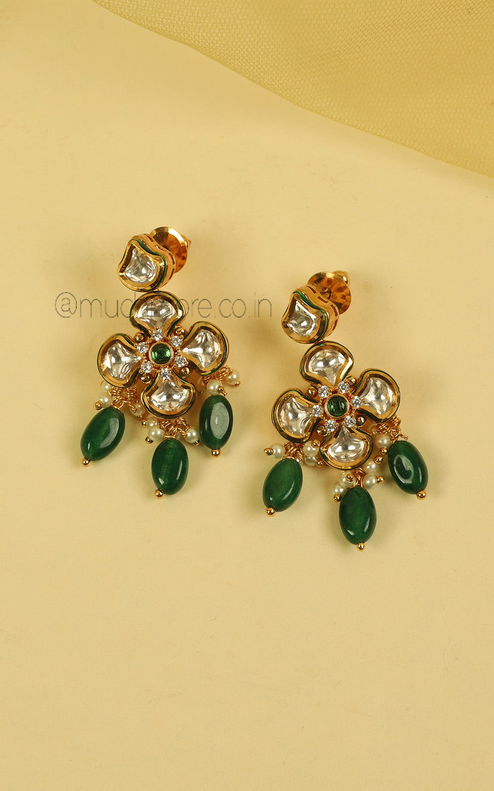 Double Layer Emerald Green Kundan Necklace Jewellery Set