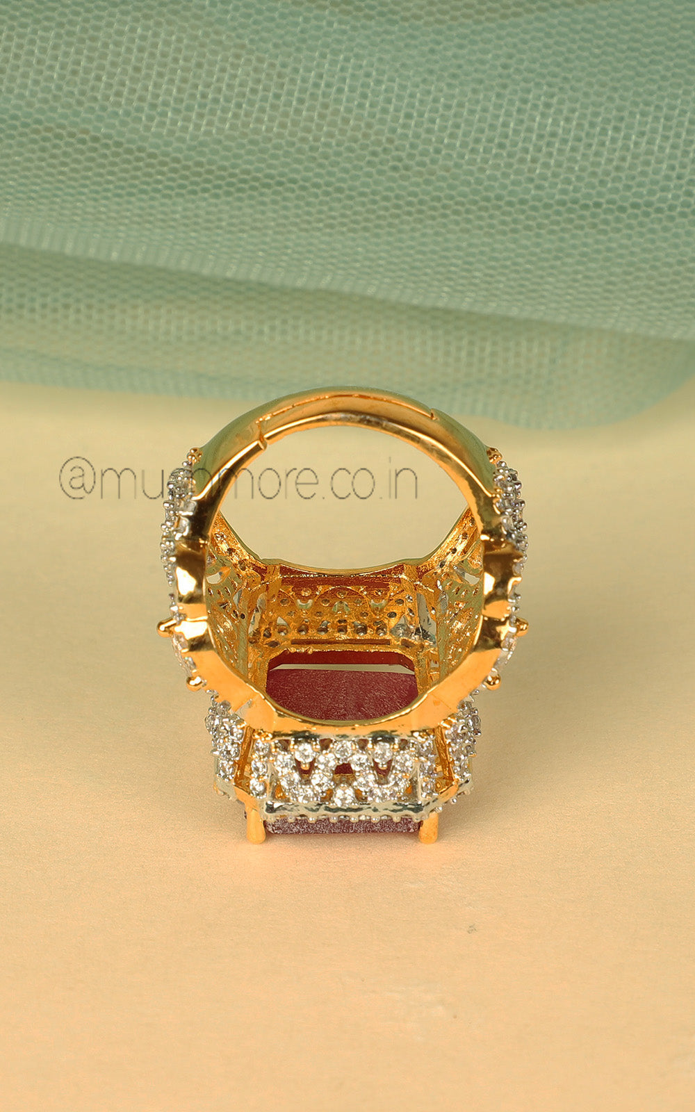 Fashionable Cocktail Ring Gold Polish Ruby Color