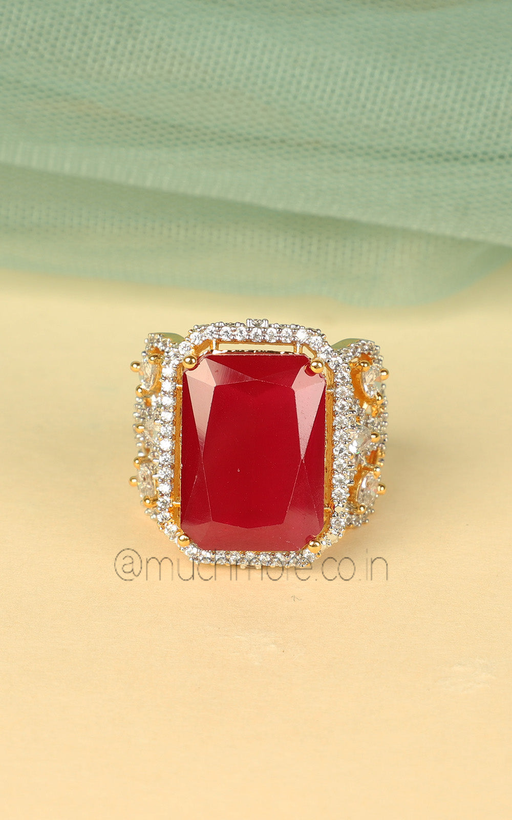 Fashionable Cocktail Ring Gold Polish Ruby Color