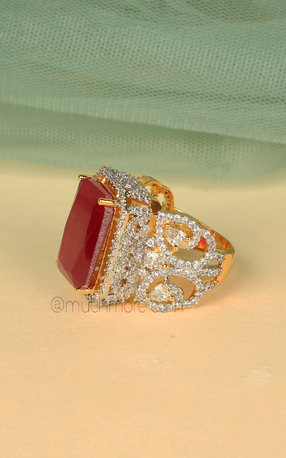 Fashionable Cocktail Ring Gold Polish Ruby Color