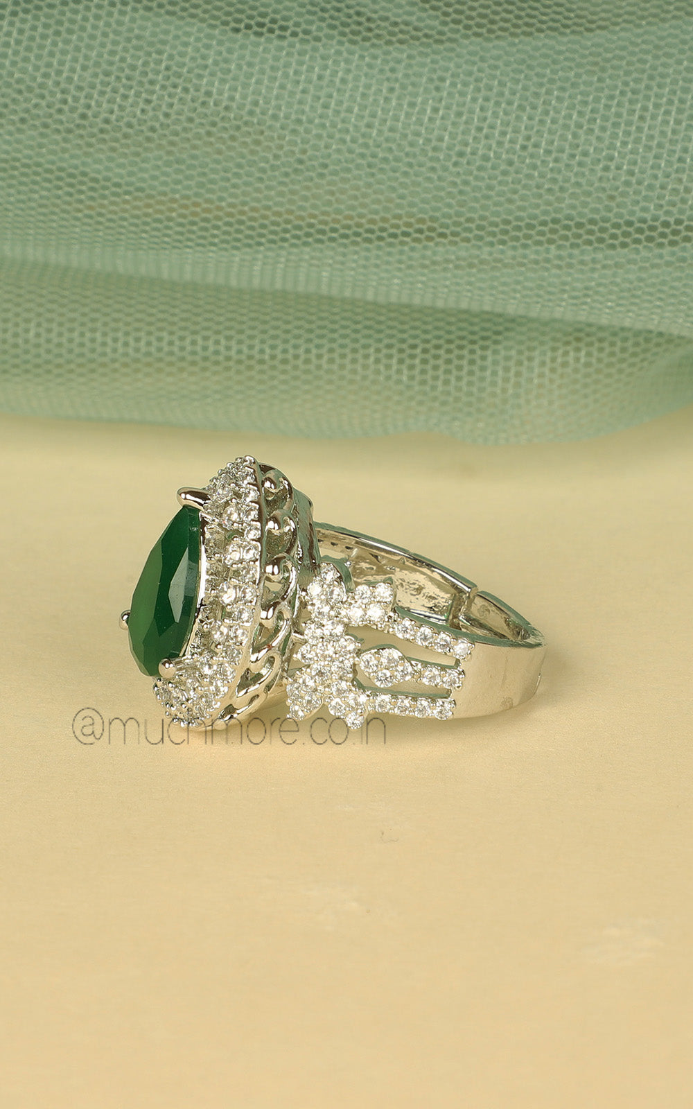 Silver Polish Drop Of Emerald Green Office Wear Women Ring