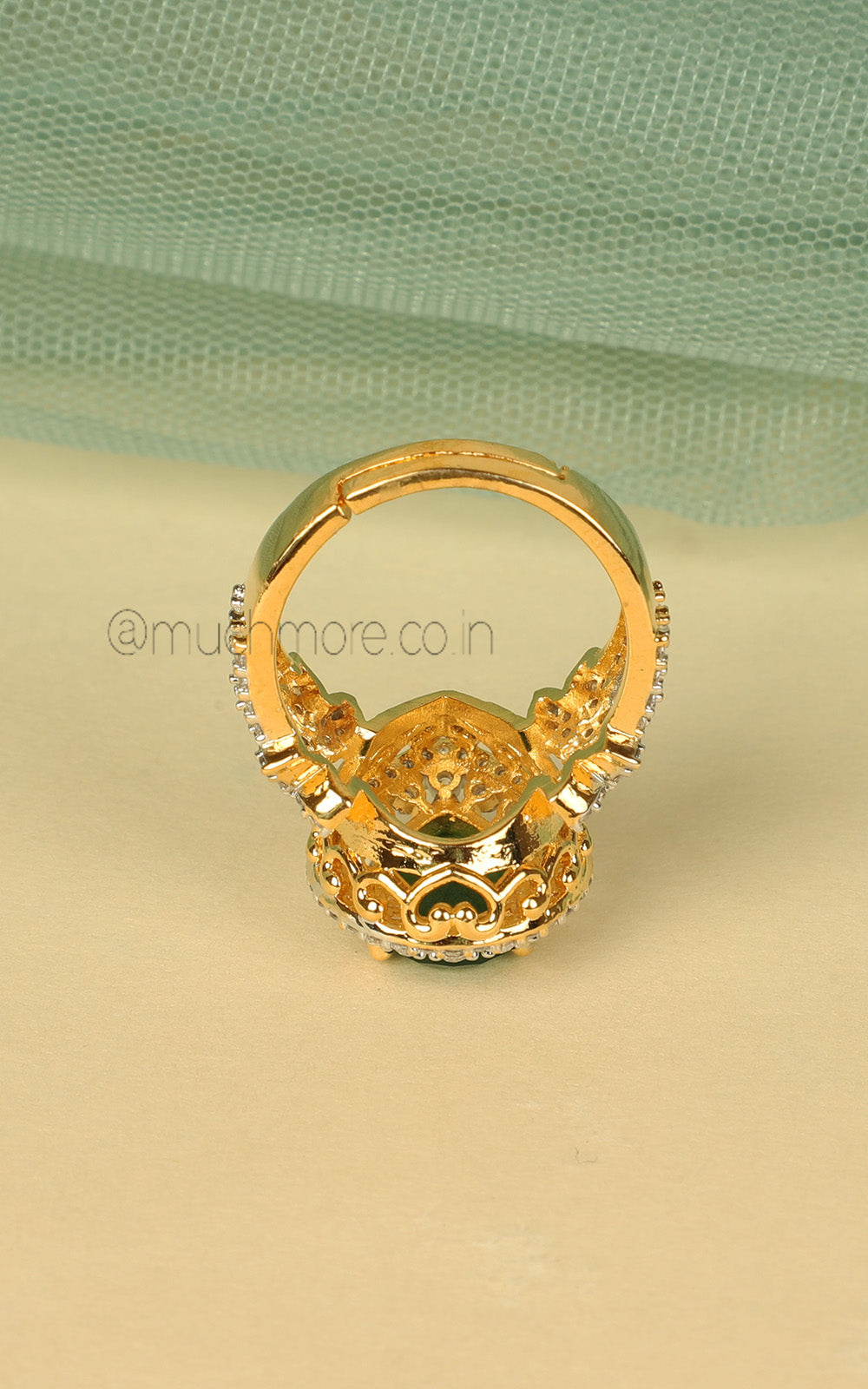 Gold Polish Drop Of Emerald Green Office Wear Women Ring