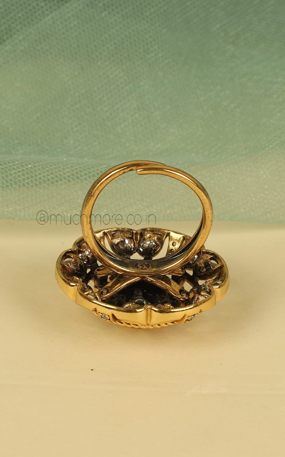Circular Dull Gold Polish Kundan Cocktail Ring