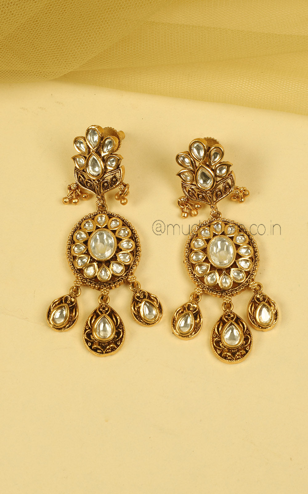Party Wear Gold Look Kundan Necklace With Earrings