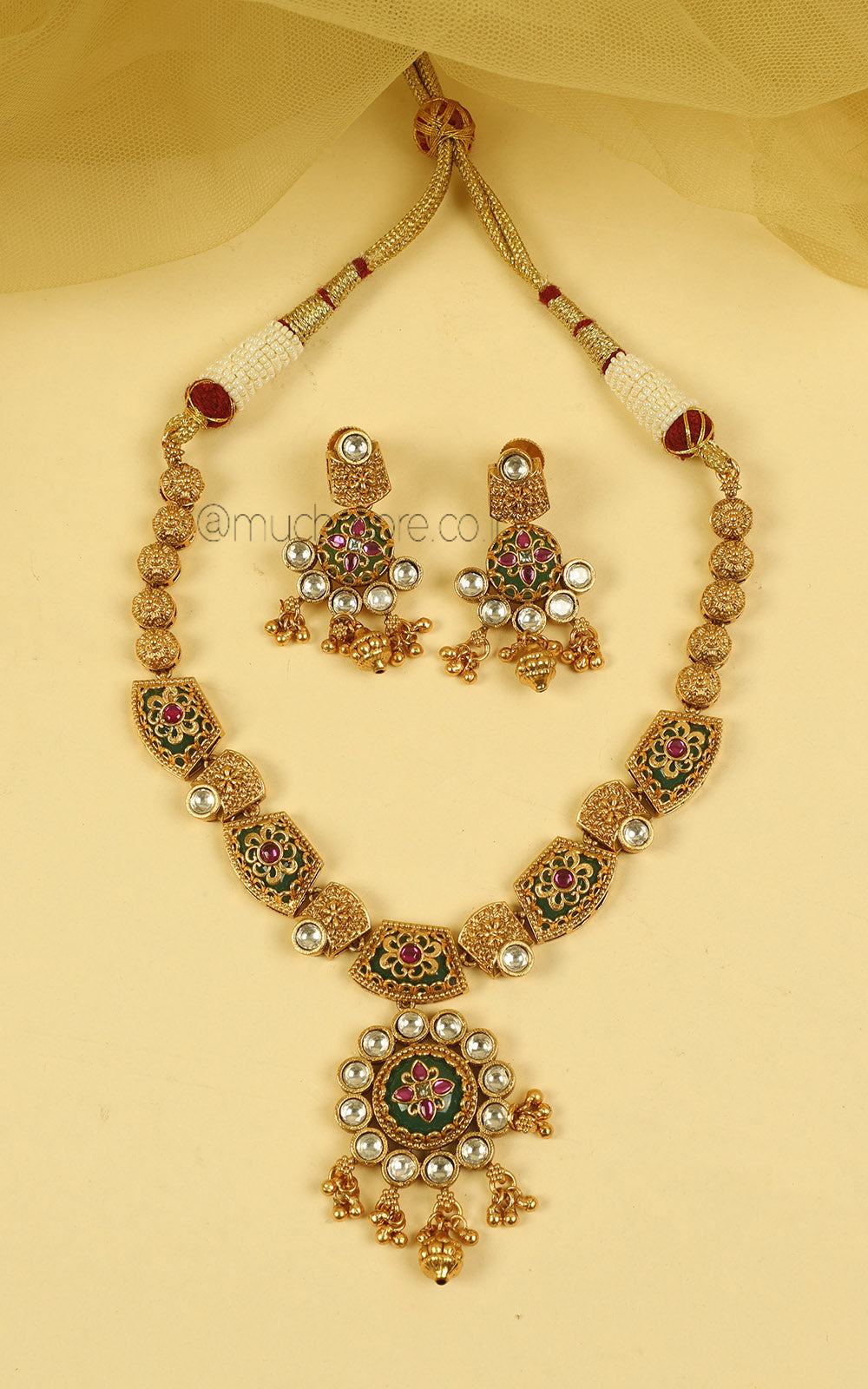 Lightweight Gold Look Necklace Set | Comfortable Part Wear