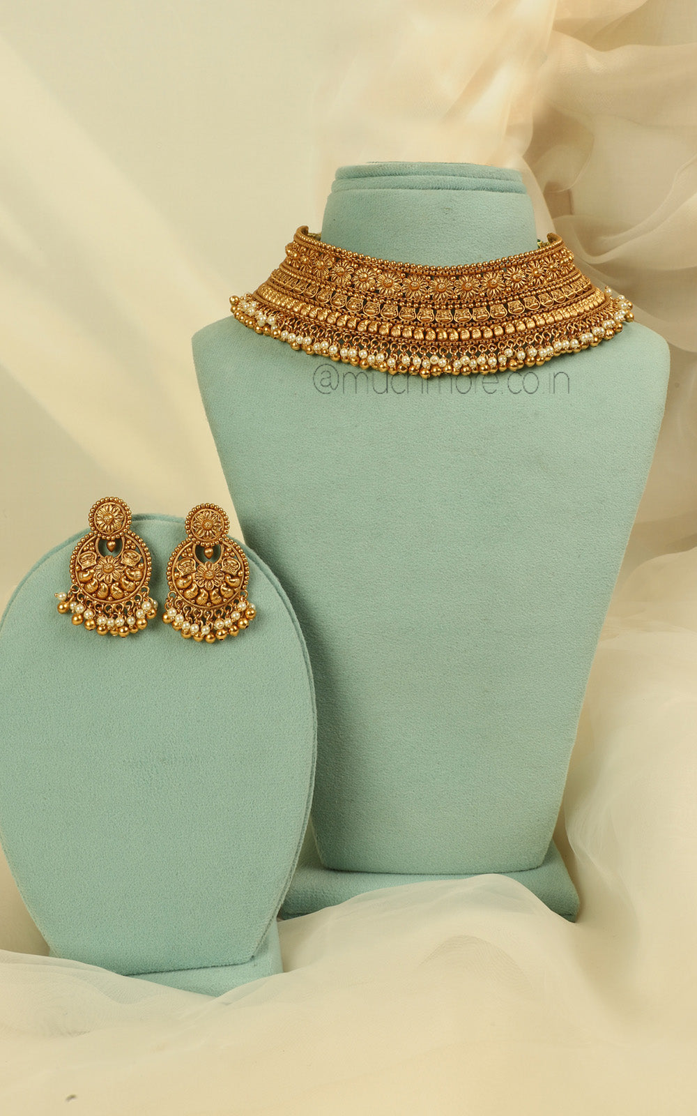 Grand Gold Look Choker With Pearl Drops Set For Brides