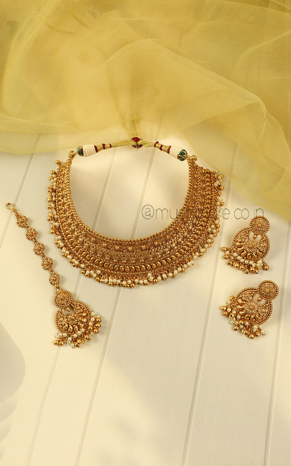 Grand Gold Look Choker With Pearl Drops Set For Brides