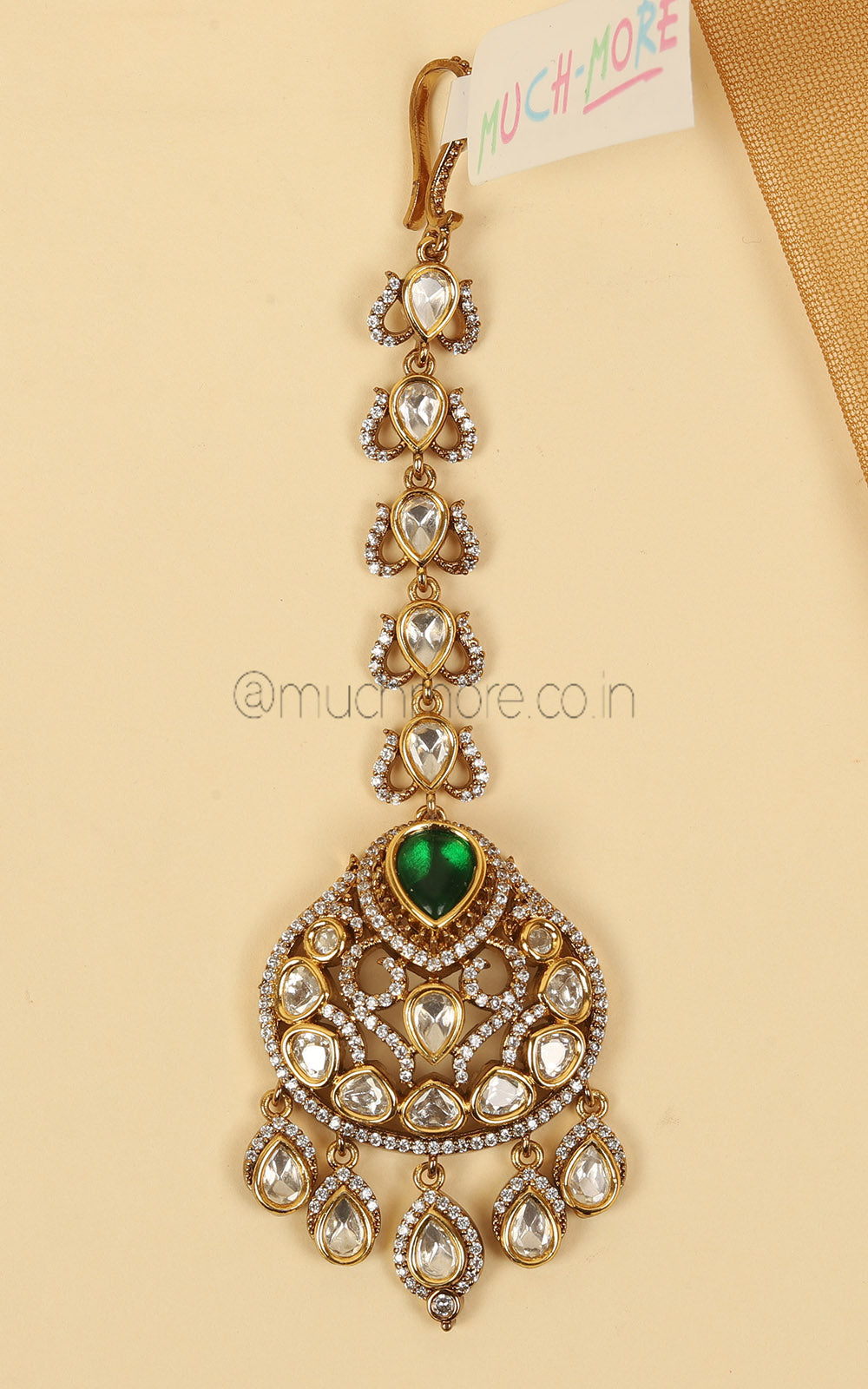 Emerald Green Kundan And With Diamonds Maang Tikka