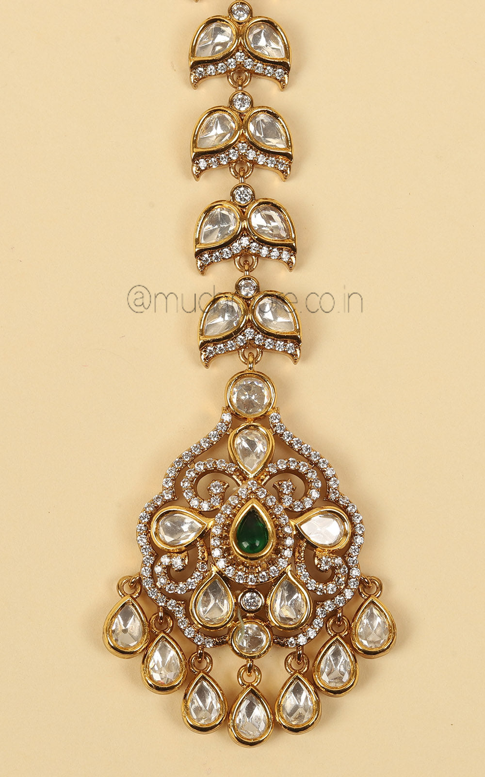 Buy Stylish Kundan With Diamond Emerald Green Maang Tikka