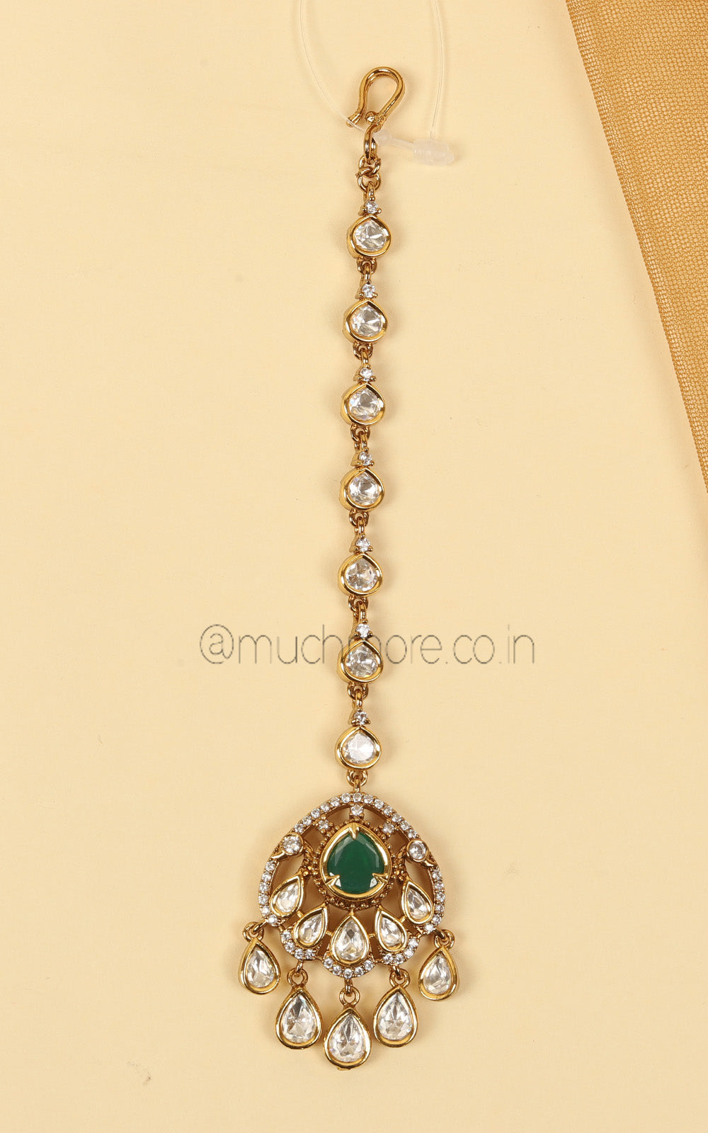 Tiny And Statement Emerald Green Kundan Diamond Maang Tikka