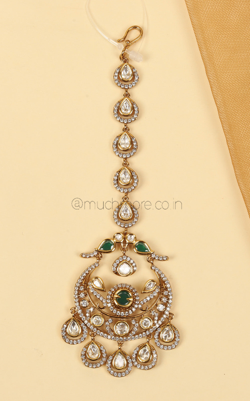 Gold Polish Emerald Green Kundan Maang Tikka with Bird In It