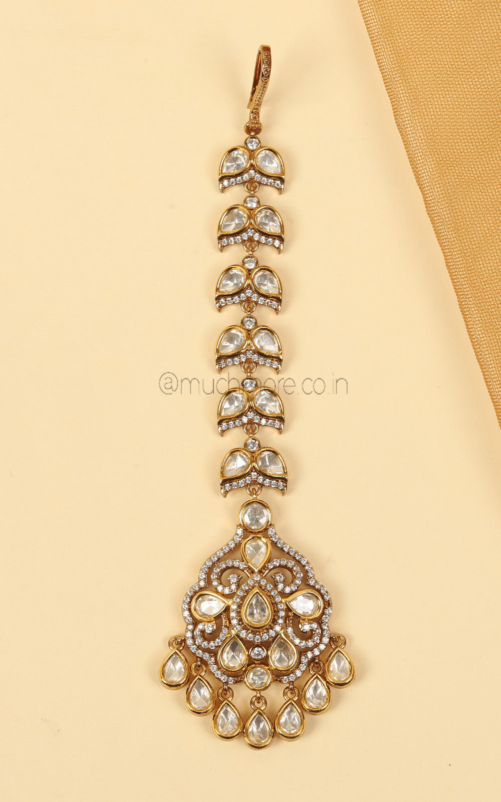Gold Polish Kundan Maang Tikka With Diamonds For Bride To Be