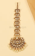 Pearl And Kundan Maang Tikka With Designer Chain
