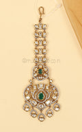 Emerald Green Kundan Maang Tikka With Designer Chain