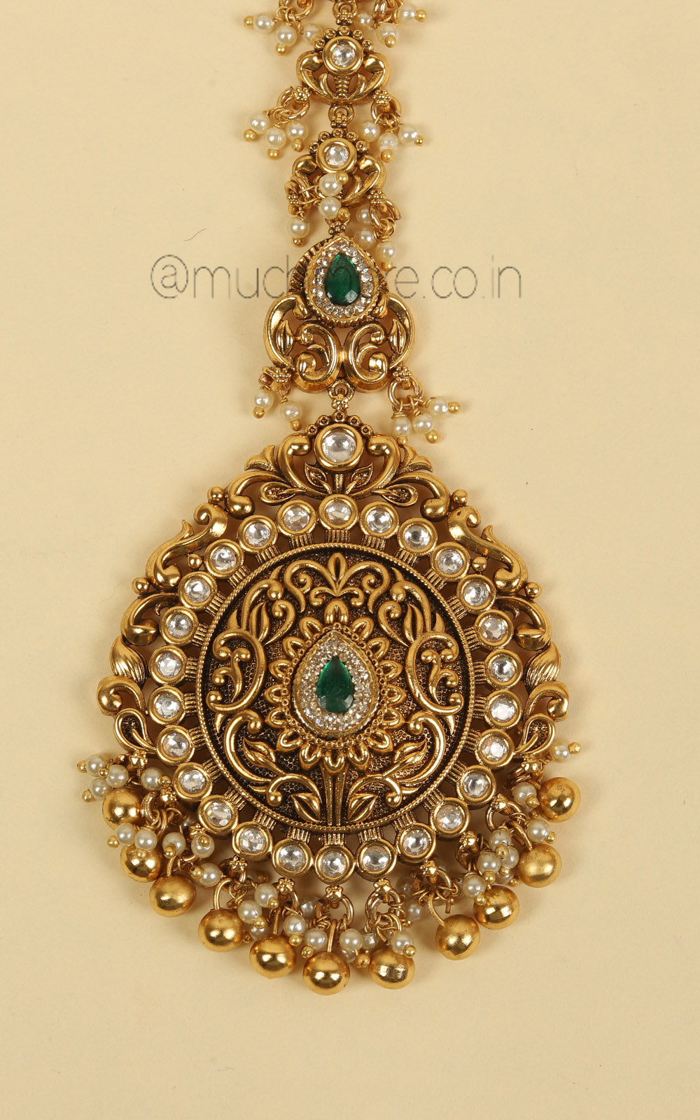 Gold Look Emerald Green Traditional Maang Tikka Online