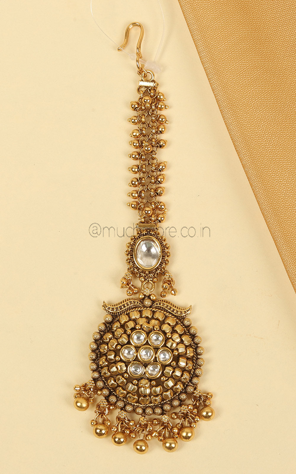 Without Color Elegant Gold Look Maang Tikka At Much More