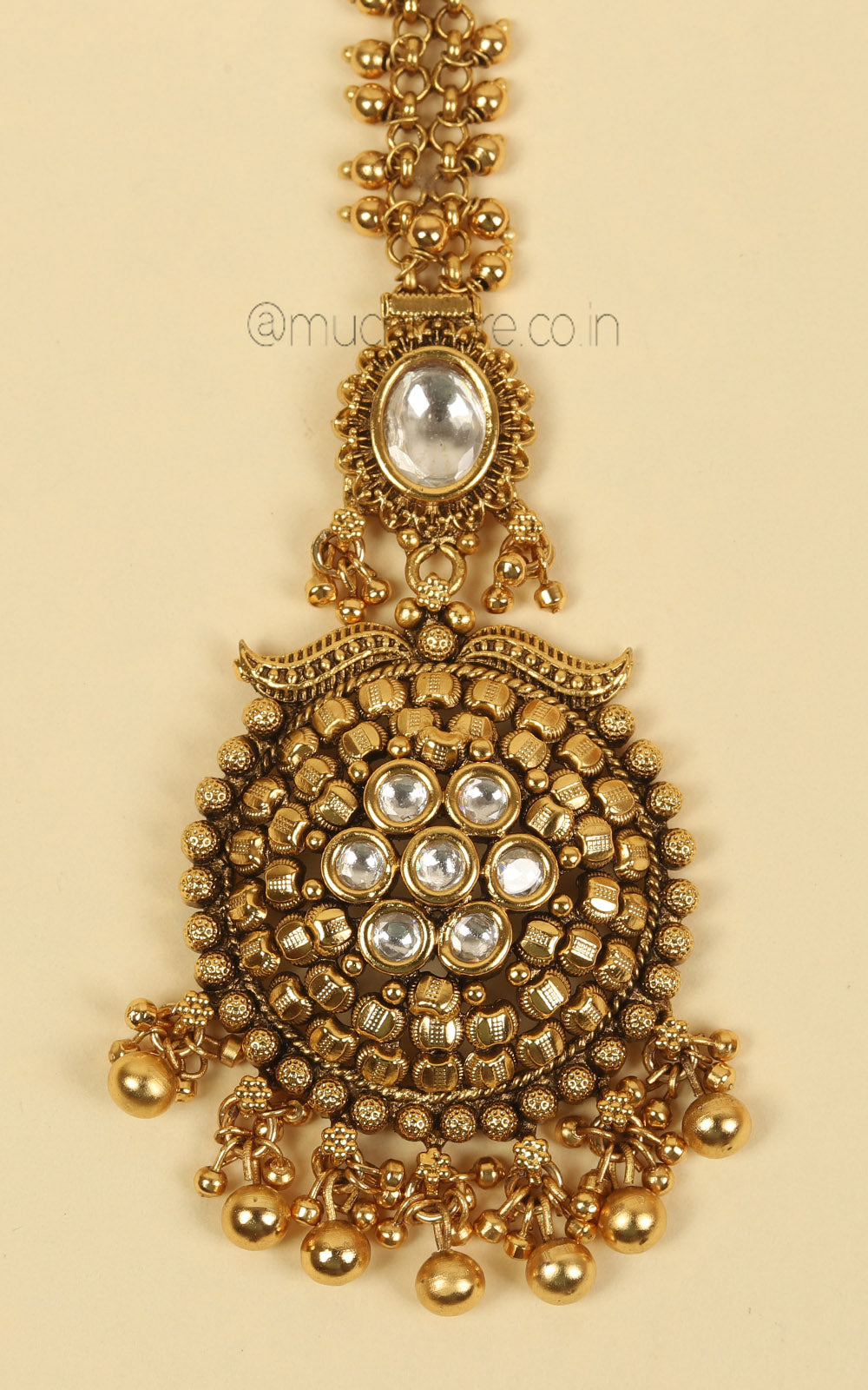 Without Color Elegant Gold Look Maang Tikka At Much More
