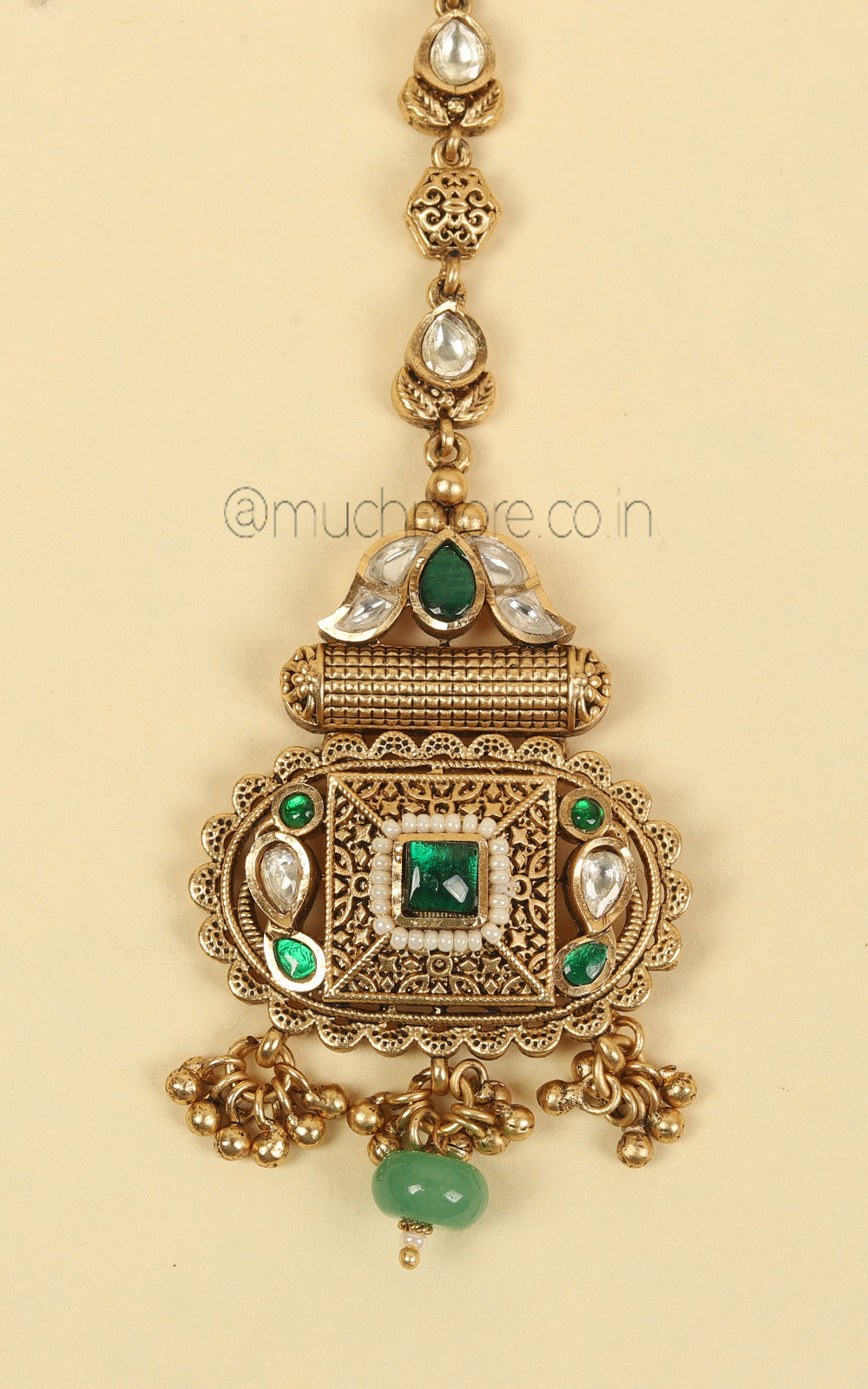 Antique Gold Polish Emerald Green Traditional Maang Tikka