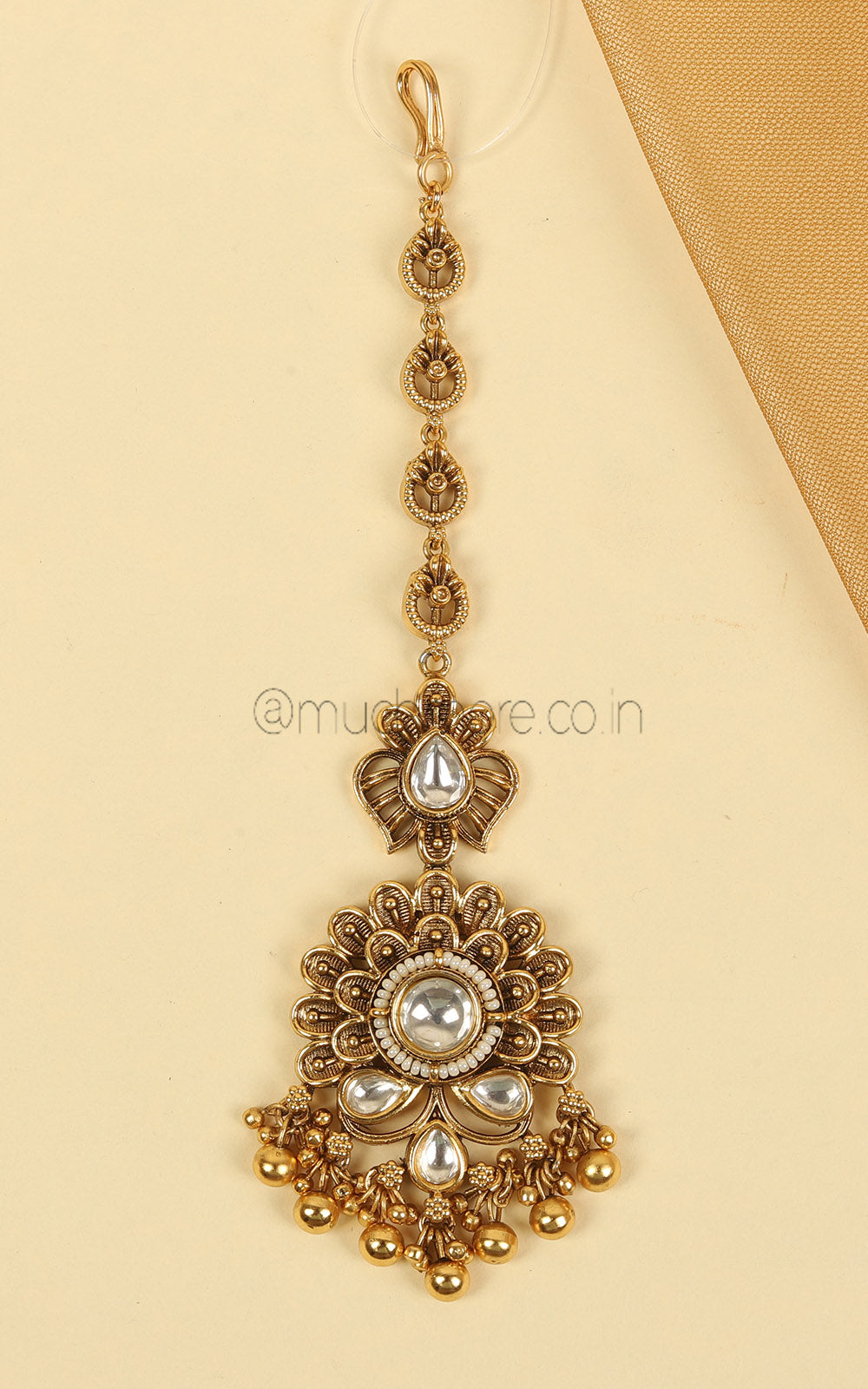 Real Look Ethnic Kundan Gold Polish Maang Tikka For Women