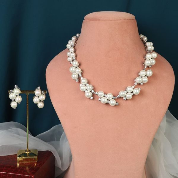 Silver Diamond Pearl Single Line Necklace Set 