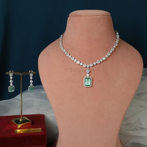 Sleek Mint Green Silver Polish Diamond Necklace