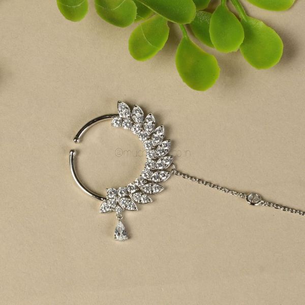 Designer Bridal Nath Nose Ring In Diamond