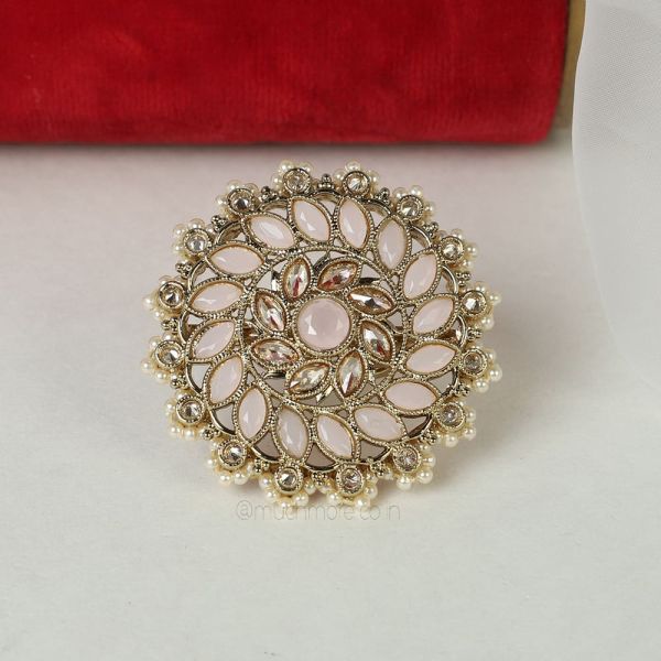 Antique Gold Tone Baby Pink Beaded Ring