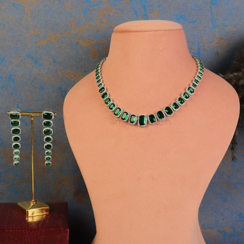 Emerald Diamond Long Necklace set – NAMASYA