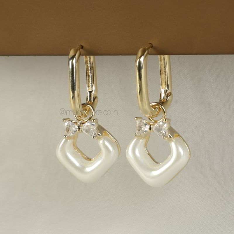 2pairs Fashionable Stainless Steel Minimalist Hoop Earrings With Hood  Detail For Women | SHEIN USA