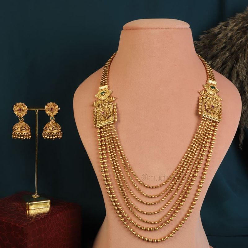 Antique gold choker and uncut long necklace - Indian Jewellery Designs-hanic.com.vn