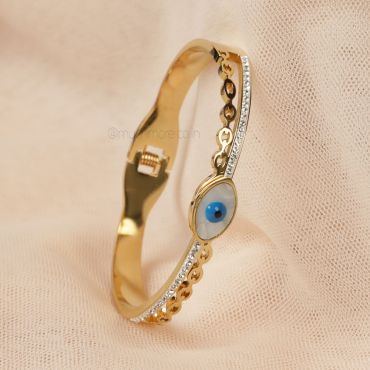 Latest Collection Evil Eye Gold Polish Bracelet  