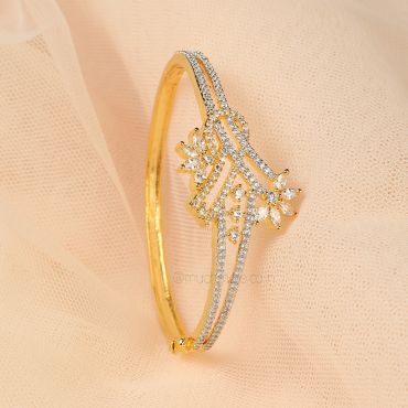 Gold Polish Latest Collection Diamond Women Bracelet