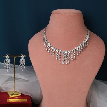 High Quality Silver Polish Diamond Necklace Set