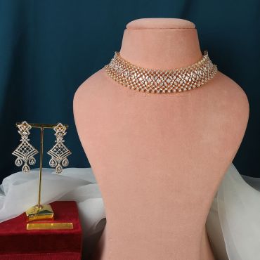 Gold Polish Artificial Diamond Choker Necklace Set