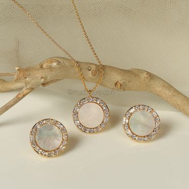 Low Price Mother Of Pearl Gold Polish Pendant Set 