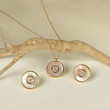 Mother Of Pearl Gold Polish Pendant Set Available Online