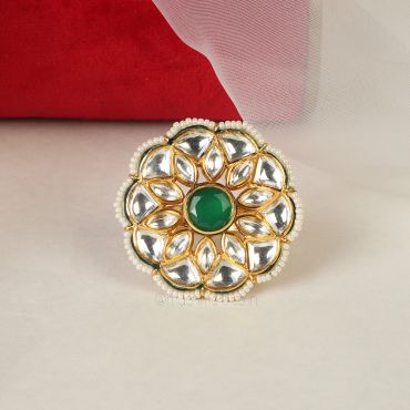 Circle Shaped Kundan Emerald Green Ring