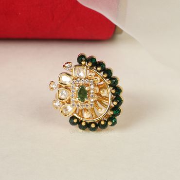 Unique Design Emerald Green Kundan Ring