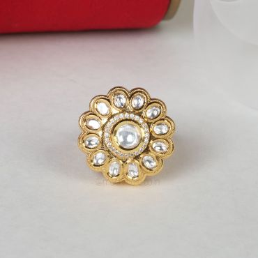 Gold Polish Small White Kundan Flower Ring