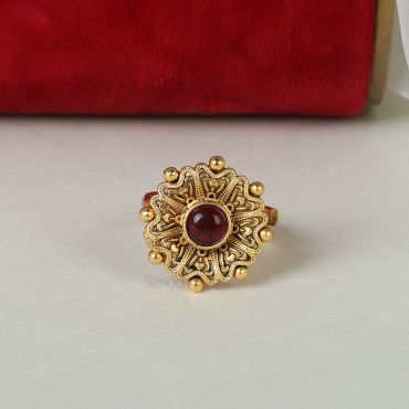 Ruby Gold Look Small In Size Women Ring